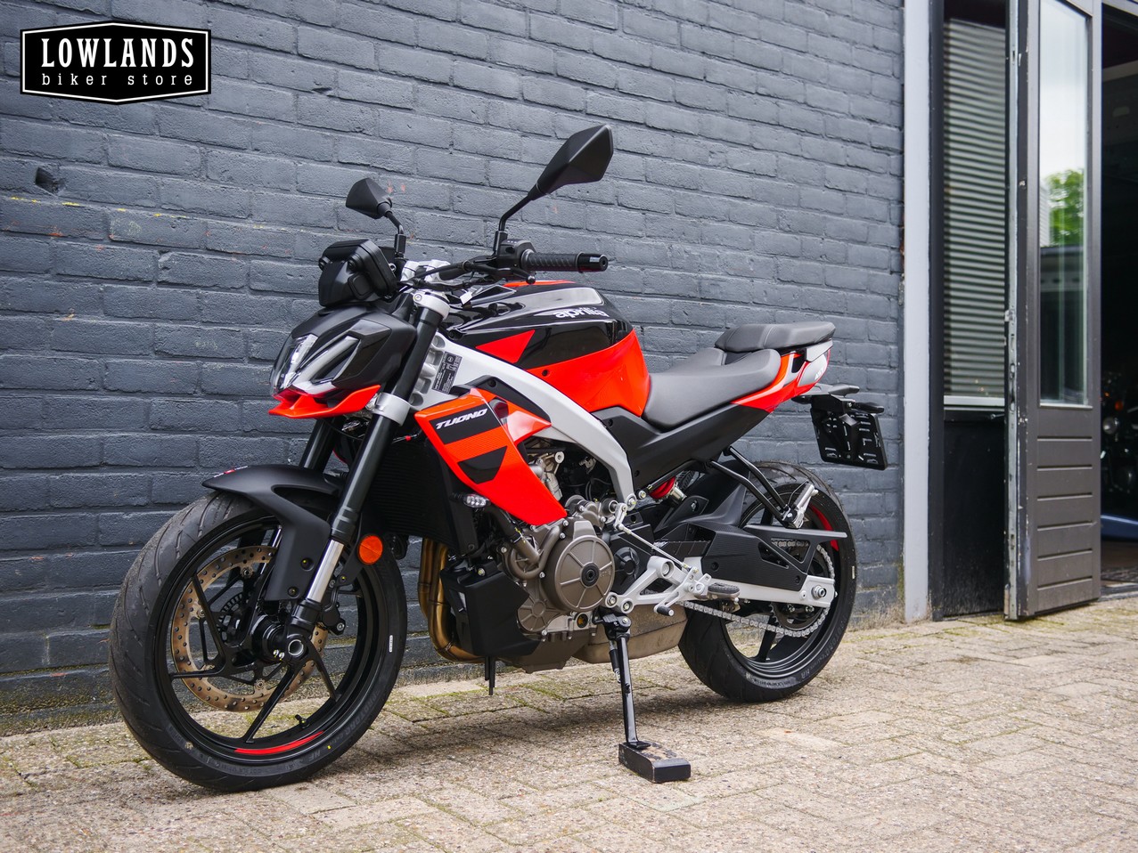 APRILIA - Tuono 457 Piranha Red