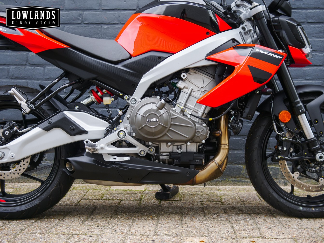 APRILIA - Tuono 457 Piranha Red
