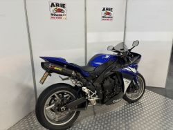 YAMAHA - YZF R1