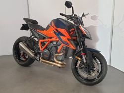 KTM - 1290 Super Duke R
