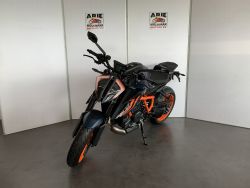 KTM - 1290 Super Duke R Nu met grati