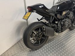 HONDA - CB 1000 R Black Edition