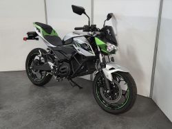 KAWASAKI - Z e 1