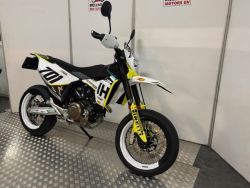 HUSQVARNA - 701 SUPERMOTO