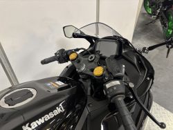 KAWASAKI - ZX-4R