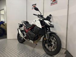 HONDA - CB 750 Hornet ABS