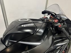 KAWASAKI - ZX 10 RR ABS