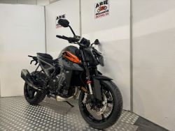 KTM - 990 DUKE