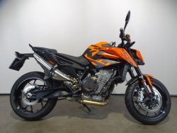 890 DUKE - KTM