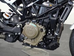 HUSQVARNA - 401 VITPILEN