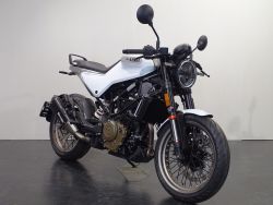 HUSQVARNA - 401 VITPILEN