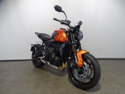 TRIUMPH - TRIDENT 660