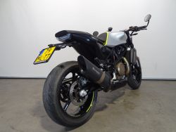 HUSQVARNA - 701 VITPILEN