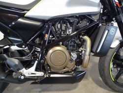 HUSQVARNA - 701 VITPILEN