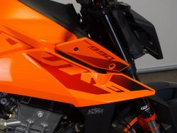 KTM - 990 DUKE