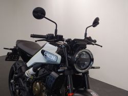 HUSQVARNA - 401 VITPILEN