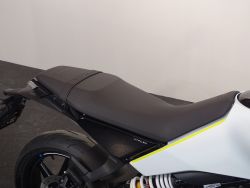 HUSQVARNA - 401 VITPILEN