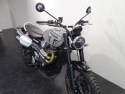 TRIUMPH - SCRAMBLER 1200 X