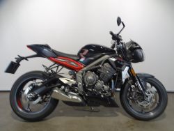 STREET TRIPLE R - TRIUMPH