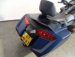 HONDA - GL 1800 BAGGER DCT