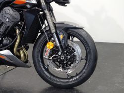 TRIUMPH - STREET TRIPLE RS