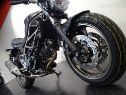 SUZUKI - SV 650
