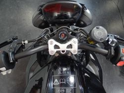 TRIUMPH - STREET TRIPLE RS