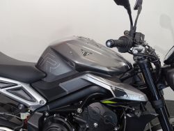 TRIUMPH - STREET TRIPLE R