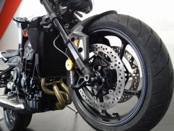 TRIUMPH - STREET TRIPLE R