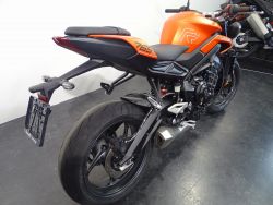 TRIUMPH - STREET TRIPLE R
