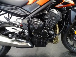 TRIUMPH - STREET TRIPLE R