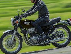KAWASAKI - W800