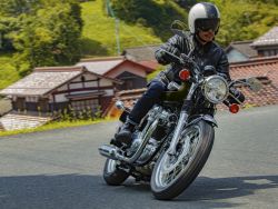 KAWASAKI - W800