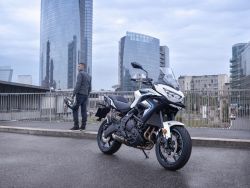 KAWASAKI - VERSYS 650