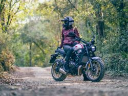 YAMAHA - XSR 700 XTRIBUTE