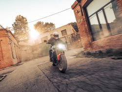 YAMAHA - XSR 900