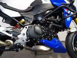 BMW - F 900 R