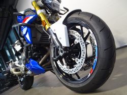 BMW - F 900 R