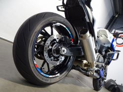 BMW - F 900 R