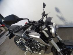 HONDA - CB 125 R