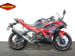 NINJA 500 SE PERFORMANCE - KAWASAKI