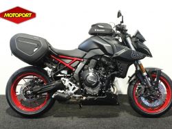 GSX-8S - SUZUKI