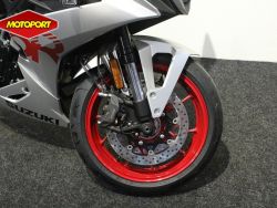 SUZUKI - GSX-8R