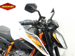 KTM - 890 DUKE R