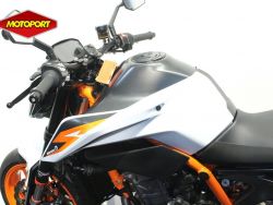 KTM - 890 DUKE R