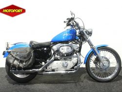 XL 883 CUSTOM