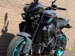 YAMAHA - MT 10