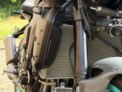 YAMAHA - MT 10