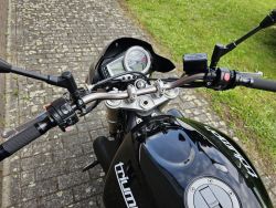TRIUMPH - Streettriple 675