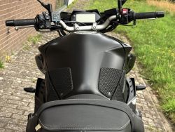YAMAHA - MT 10